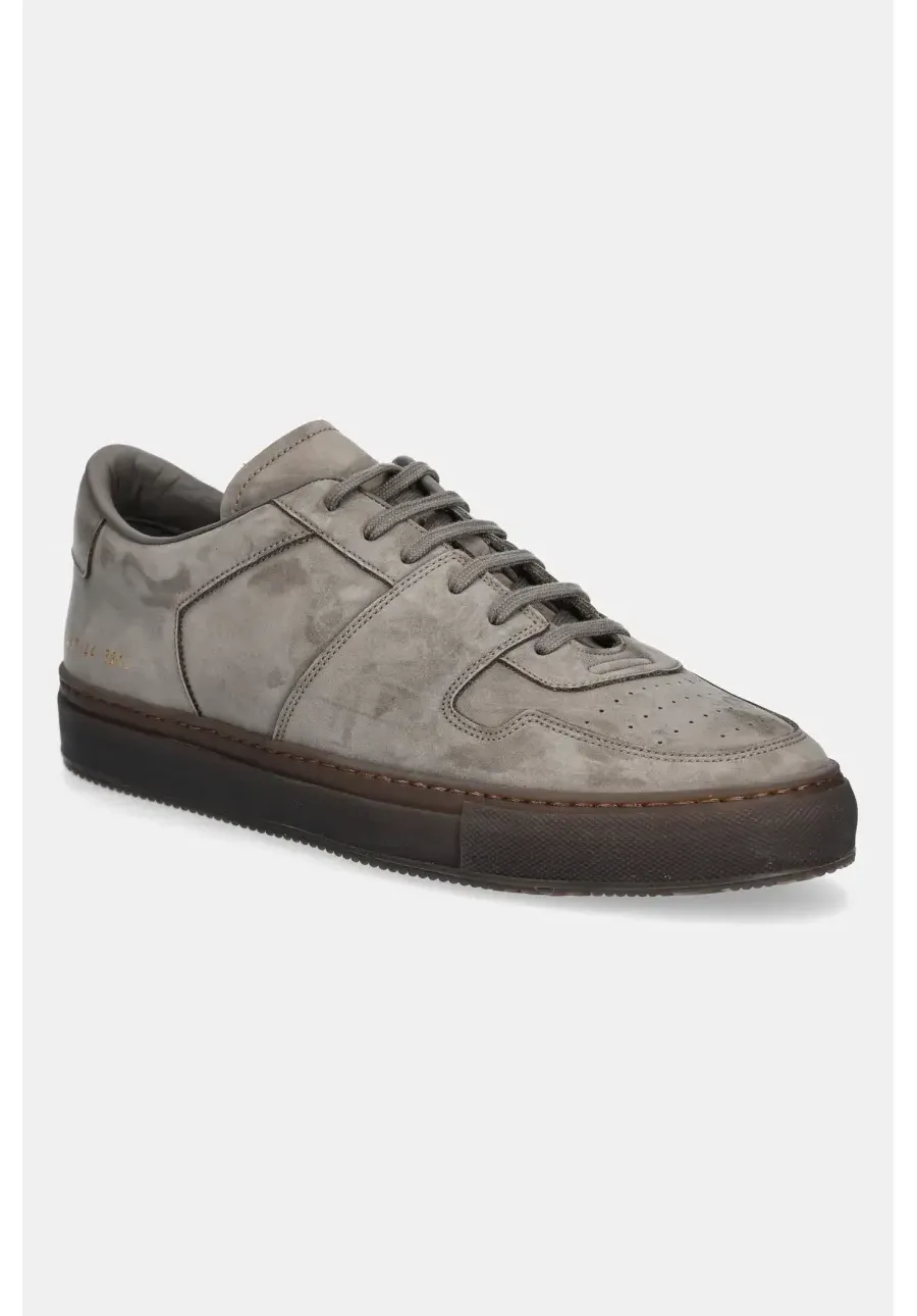 obrazek 1 Common Projects sneakersy nubukowe Decades in Nubuck męskie kolor brązowy 2487