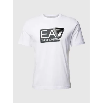 Zdjęcie T-shirt z nadrukiem z logo