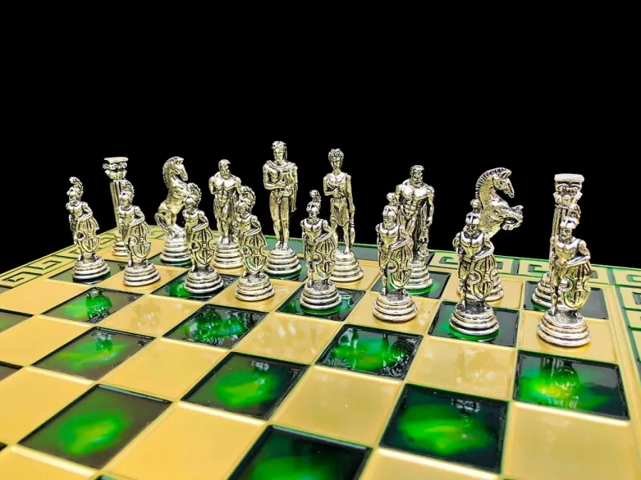 obrazek 4 Charakterystyczny komplet szachowy w stylu greckim - The Chess Empire