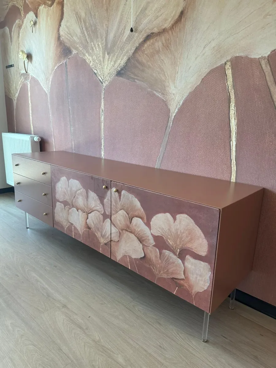obrazek 3 Wyprzedaż 50%!!! Oryginalna komoda z forniru, mosiądzu , akrylu i tkaniny marki WallArt - Spilla WallArt