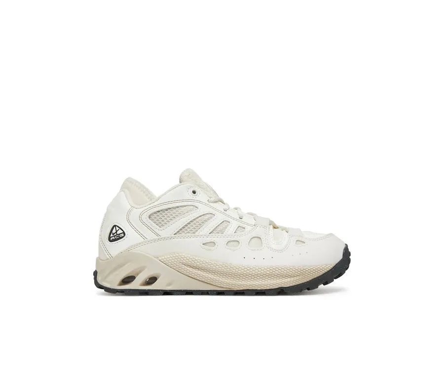 obrazek 1 Nike Sneakersy Acg Air Exploraid FJ1920 Biały