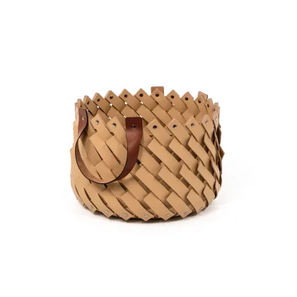 Picture Basket with practical brown handles