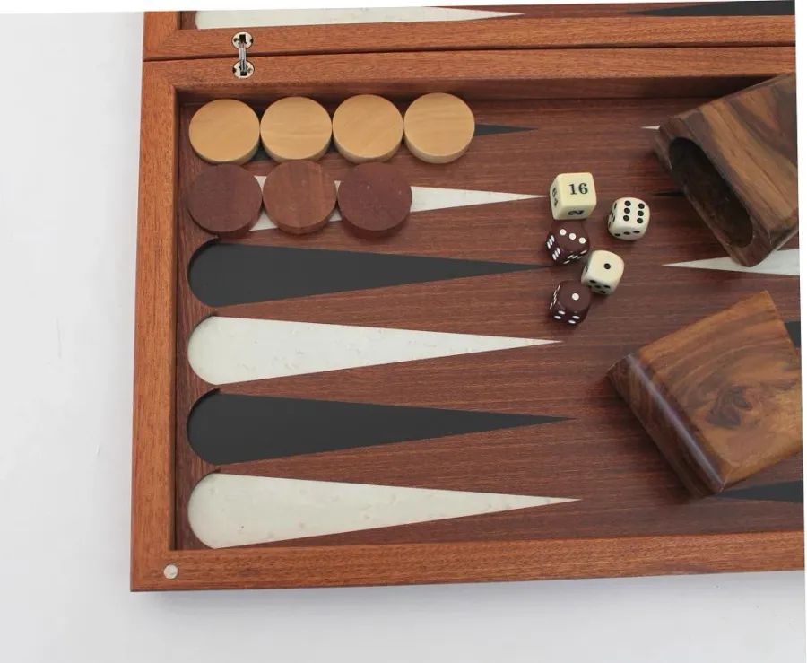 obrazek 2 Ekskluzywny zestaw drewniany do gry w backgammon - 49x44 cm
