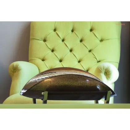 Zdjęcie Wyszukany gazetownik do salonu