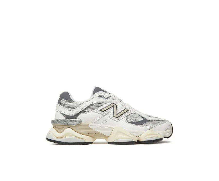 obrazek 1 New Balance Sneakersy U9060AGA Beżowy