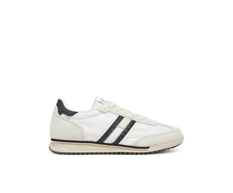 obrazek 1 Tommy Jeans Sneakersy Tjm Retro Runner Cleated EM0EM01527 Biały