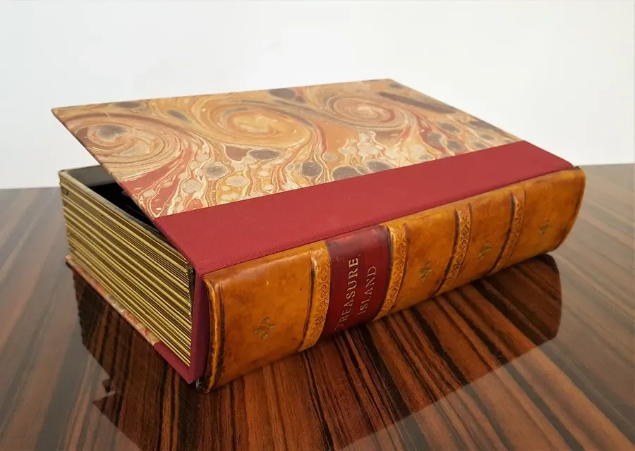 obrazek 4 Sejf książkowy meblowy - The Original Book Works