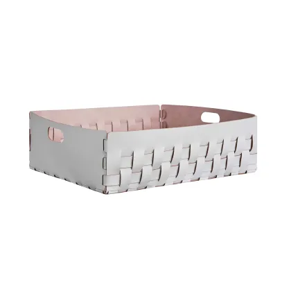 Zdjęcie Duży płaski kosz Bottega 60x50xH20 cm ze skóry w kolorze perłowym