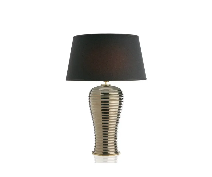 obrazek 1 Ekskluzywna lampa stołowa ze złotego mosiądzu - Luxury Products