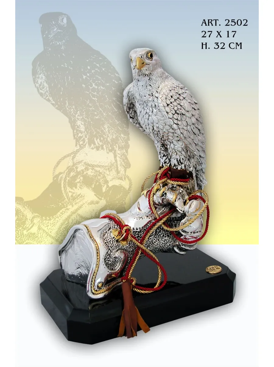 obrazek 1 Cudowna figura orła na dłoni