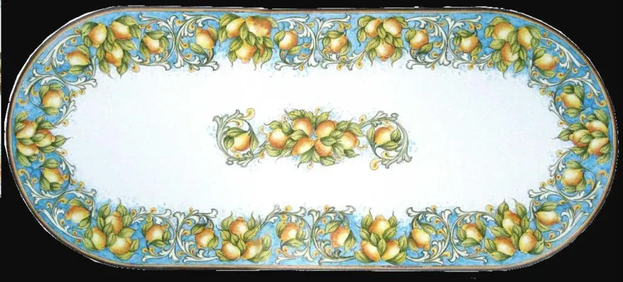 obrazek 1 Prestiżowy blat stołu ogrodowego wykonany z lawy wulkanicznej zdobiony owocowym ornamentem - Ceramiche Valchida