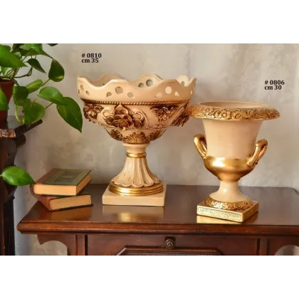 Picture Italian decorative ceramic vases