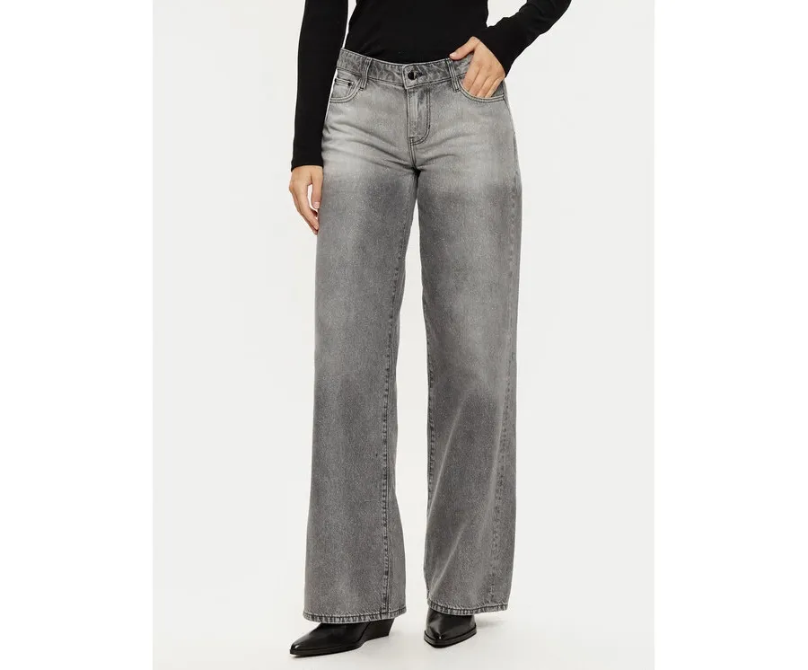 obrazek 1 Guess Jeansy W5RA96 D5M31 Szary Regular Fit