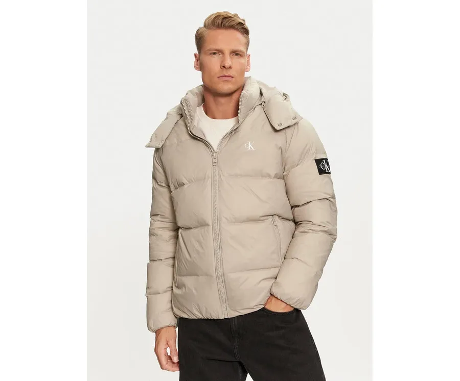 obrazek 1 Calvin Klein Jeans Kurtka puchowa Essentials J30J325946 Beżowy Regular Fit