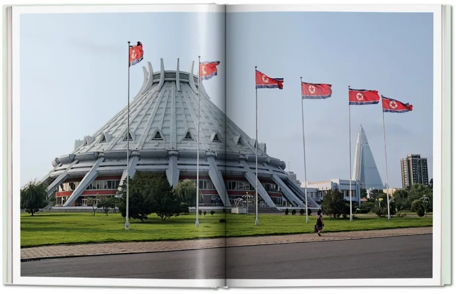 obrazek 6 Książka Inside North Korea - Taschen