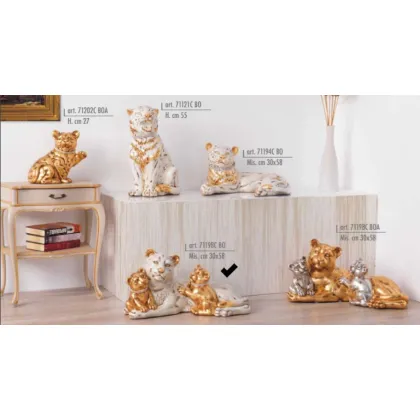 Picture White panther with 2 golden collared puppies - Valle d'oro Patchi