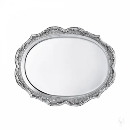 Zdjęcie Owalna srebrna taca zdobiona unikalnym ornamentem - Zaramella Argenti