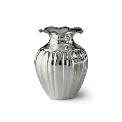 Picture Silver vase in baroque style