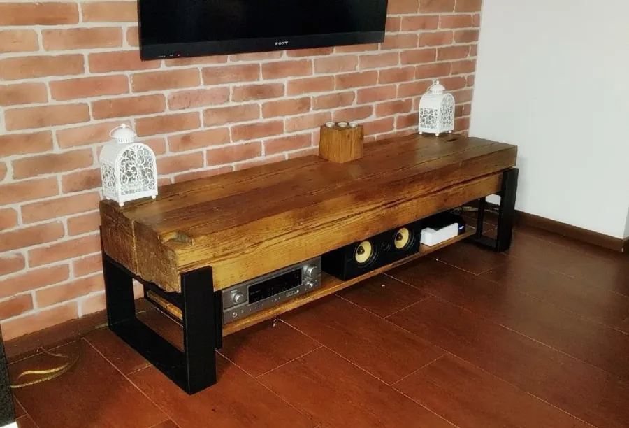 Stolik RTV projekt 40