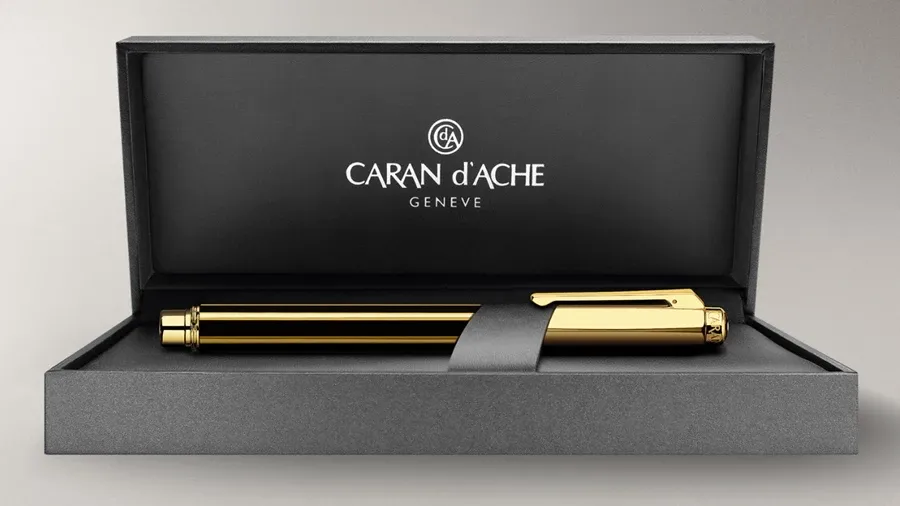 picture 3 Varius Rollerball Pen Chinablack gold-plated