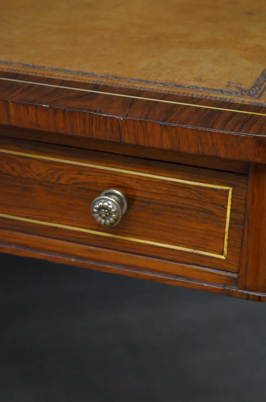 obrazek 7 Eleganckie biurko / biblioteka William IV z drzewa różanego - antyk