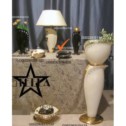 Picture Fantastic black ceramic ashtray