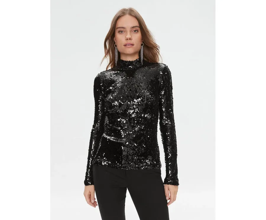 obrazek 1 Bruuns Bazaar Bluzka BBW3694 Czarny Regular Fit