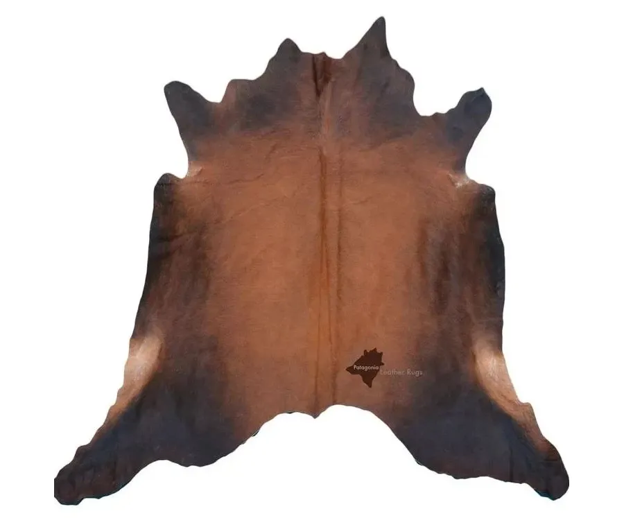 obrazek 1 Piękny dywan ze skóry bydlęcej Tornasol - 210x212 cm