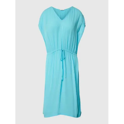 Zdjęcie Sukienka o długości do kolan z dekoltem w serek