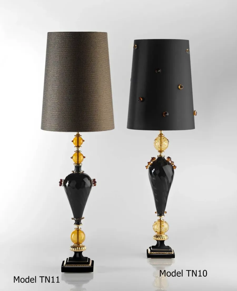 obrazek 1 Piękna lampa na komodę - Luxury Products