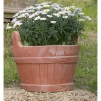 Picture Clay flower pot in the shape of a basket - Fornace Masini