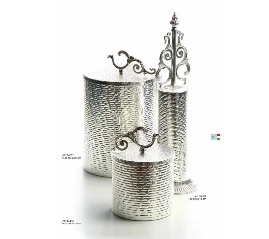 obrazek 2 Pojemnik na szczoteczki z młotkowanego mosiądzu z pokrywką z PCV - Il Paralume Marina