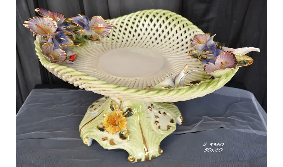 picture 1 Luxurious platter for fruit