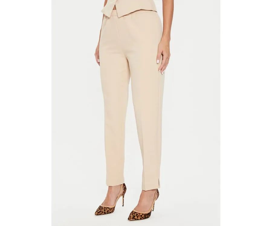 obrazek 1 Guess Spodnie materiałowe W4YB52 WFWX2 Beżowy Regular Fit