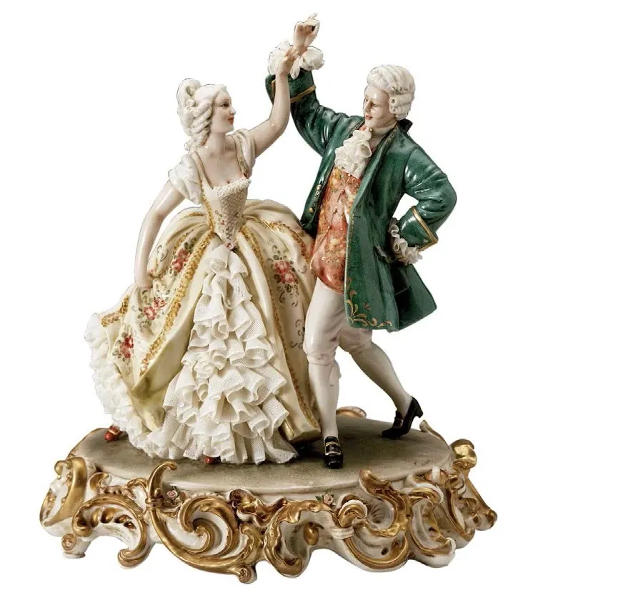 obrazek 1 Kobieta i mężczyzna z porcelany tańczący menueta