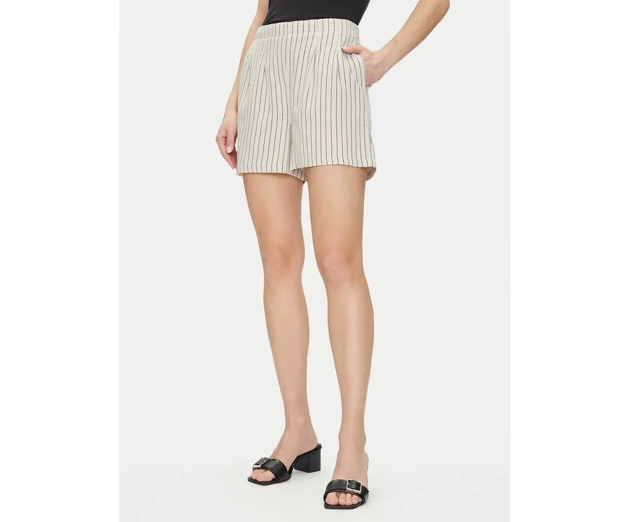 obrazek 1 Vero Moda Szorty materiałowe Jesmilo 10279694 Beżowy Regular Fit