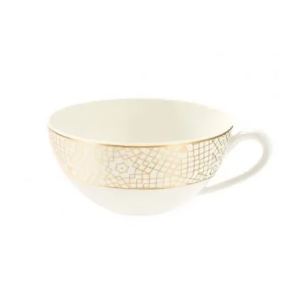 Zdjęcie Porcelanowa duża filiżanka do herbaty zdobiona złotym wzorem – Tettau