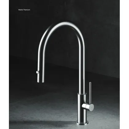 Zdjęcie Oryginalny kran do kuchni z matowej litej stali nierdzewnej