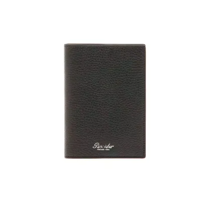 Zdjęcie Wyjątkowe etui na paszport Grained Collection