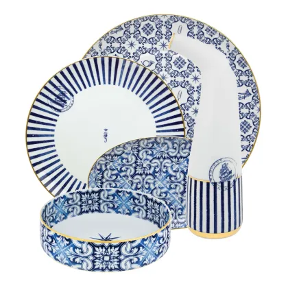 Zdjęcie Duży komplet zastawy obiadowej z porcelany z kolekcji Transatlântica z wyjątkowymi niebieskimi wzorami - Vista Alegre