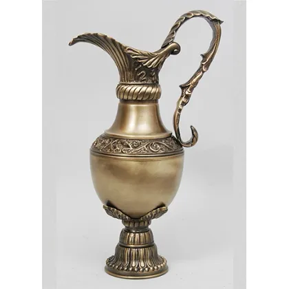 Picture A charming bronze amphora
