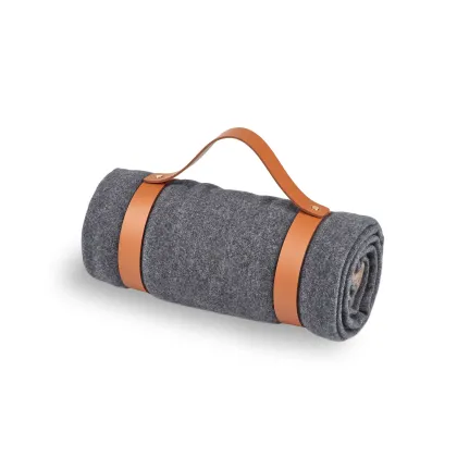 Zdjęcie Skórzany pas do koca w stylowym bursztynowym kolorze