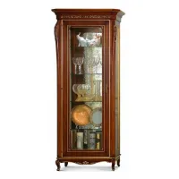 Zdjęcie Piękna pojedyncza włoska witryna w stylu antycznym