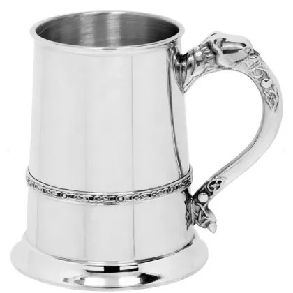 Zdjęcie Stylowy kufel do piwa z celtyckim motywem oraz opcją personalizacji