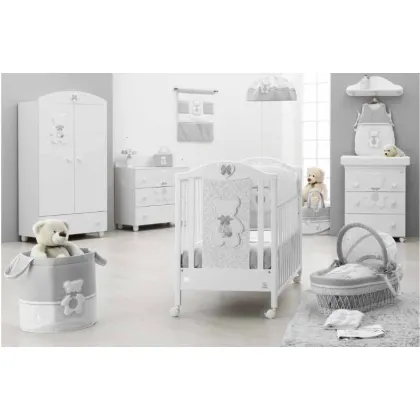 Zdjęcie Cudne włoskie łóżeczko dla niemowlaka - Italbaby