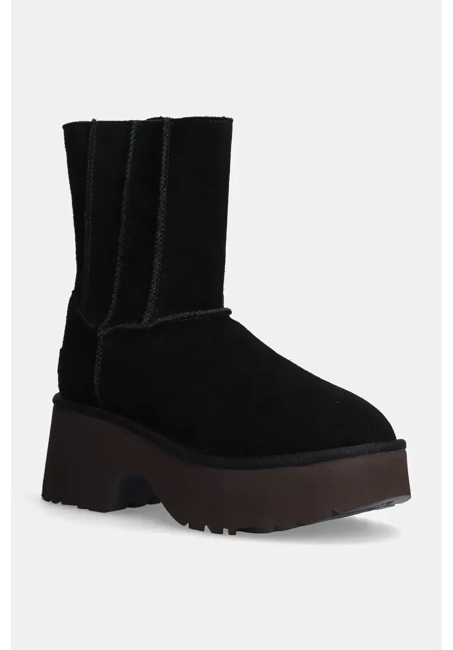 obrazek 1 UGG botki zamszowe Classic Twin Seam New Heights damskie kolor czarny na słupku lekko ocieplone 1158313-BLK