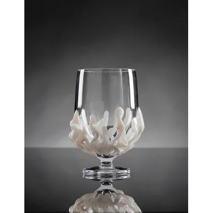 Zdjęcie Wytworna szklanka do wody z białym płomieniem by Luxury Products