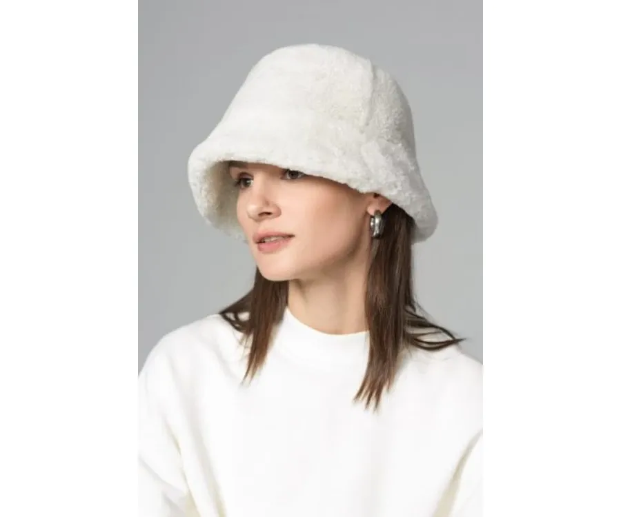 obrazek 3 Damska czapka zimowa z futra norek w wielu kolorach