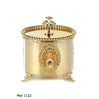 Zdjęcie Pojemnik na puder z pozłacanego brązu