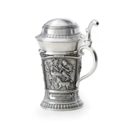 Zdjęcie Kieliszek cynowy zdobiony płaskorzeźbami